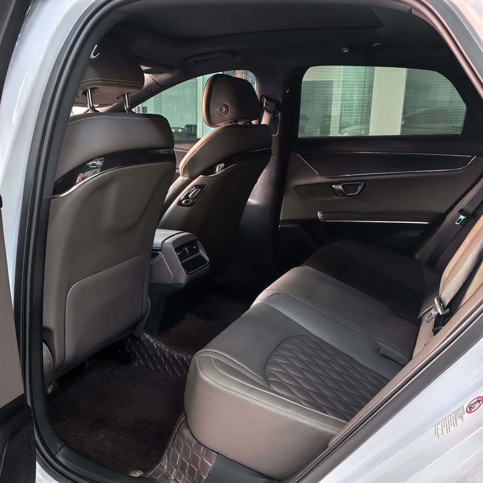 BYD Han, 2021 6