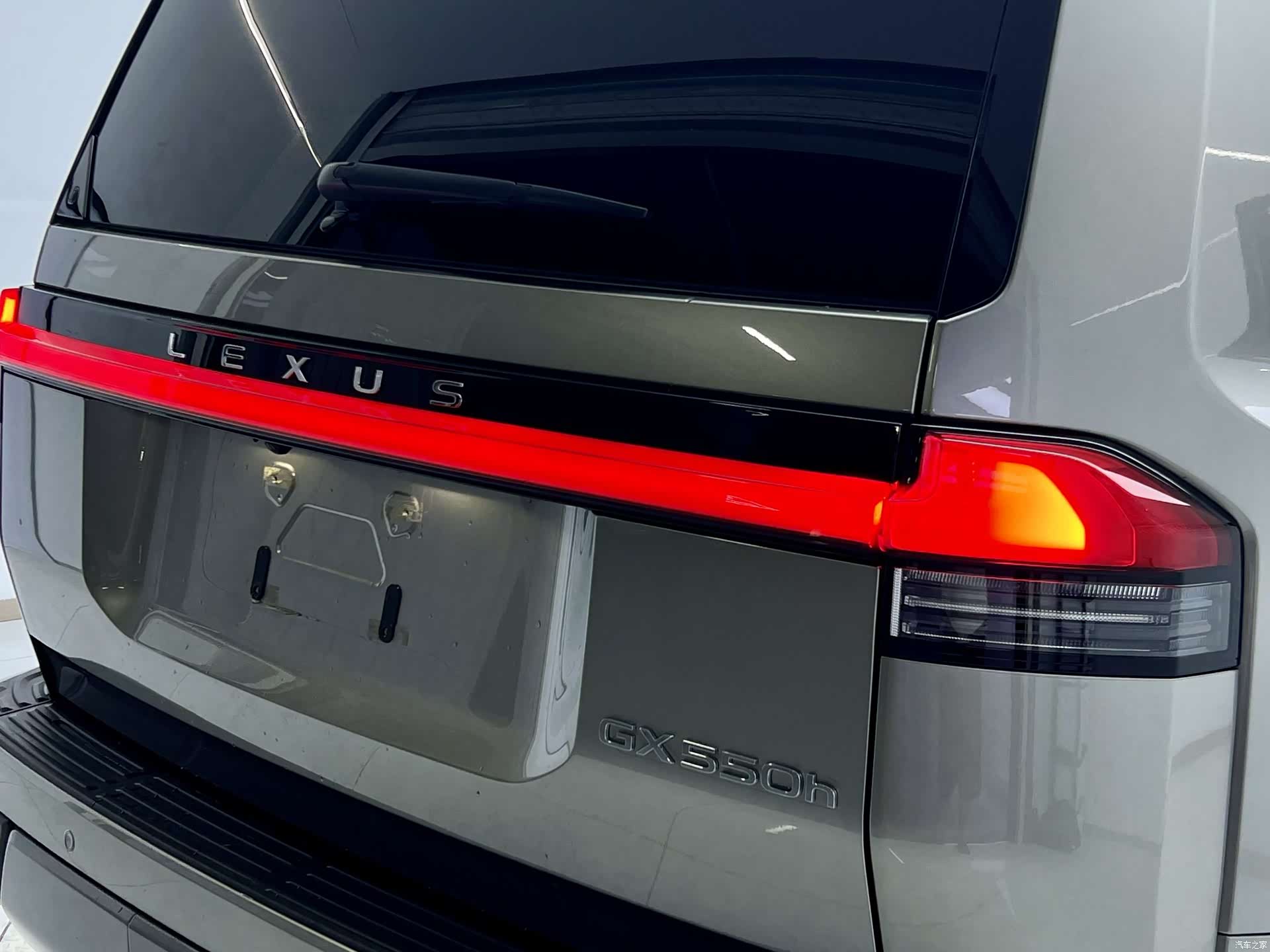 Lexus GX, 2025 29