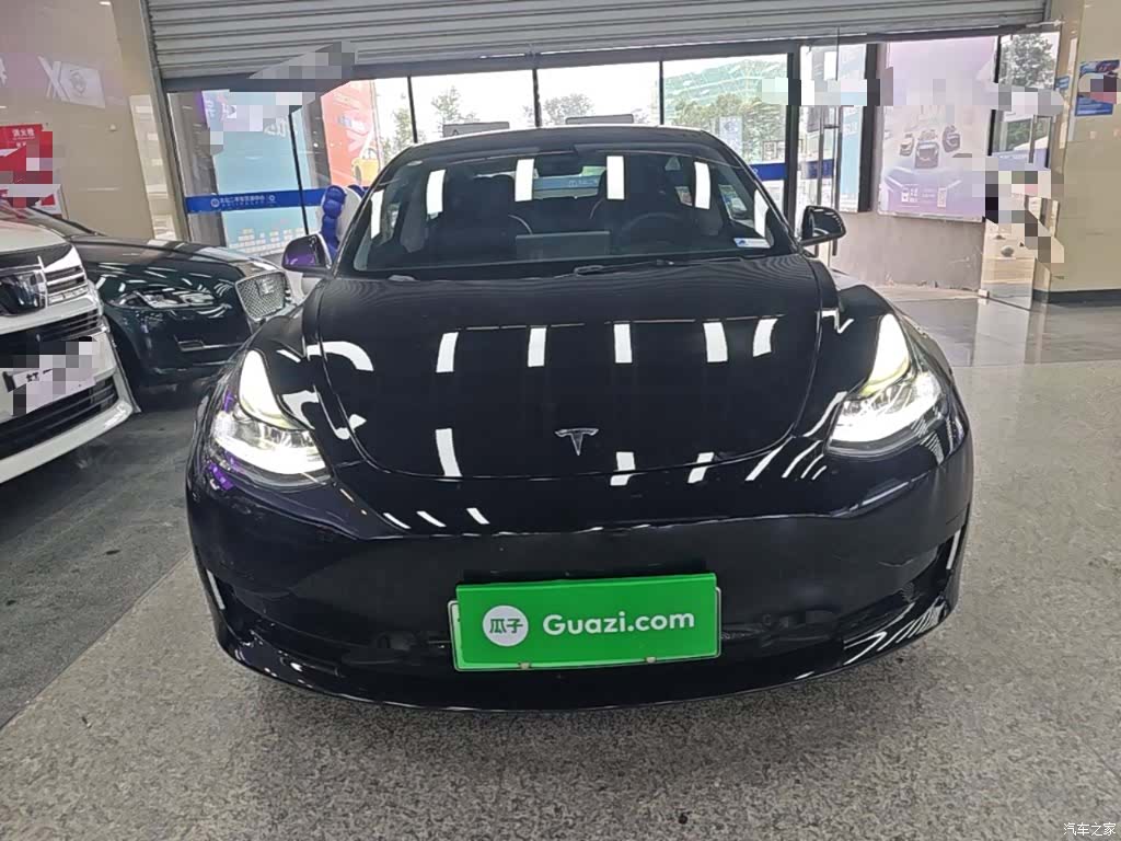 Tesla Model 3, 2022 3