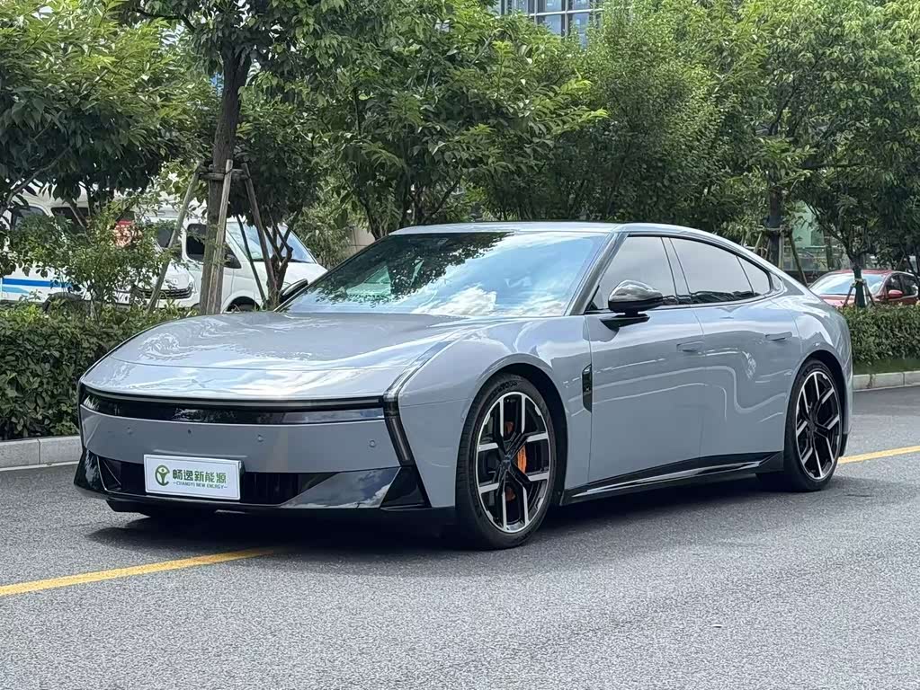 Xpeng P7