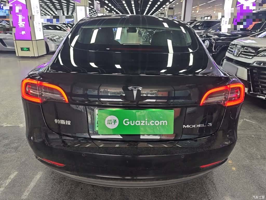 Tesla Model 3, 2022 6