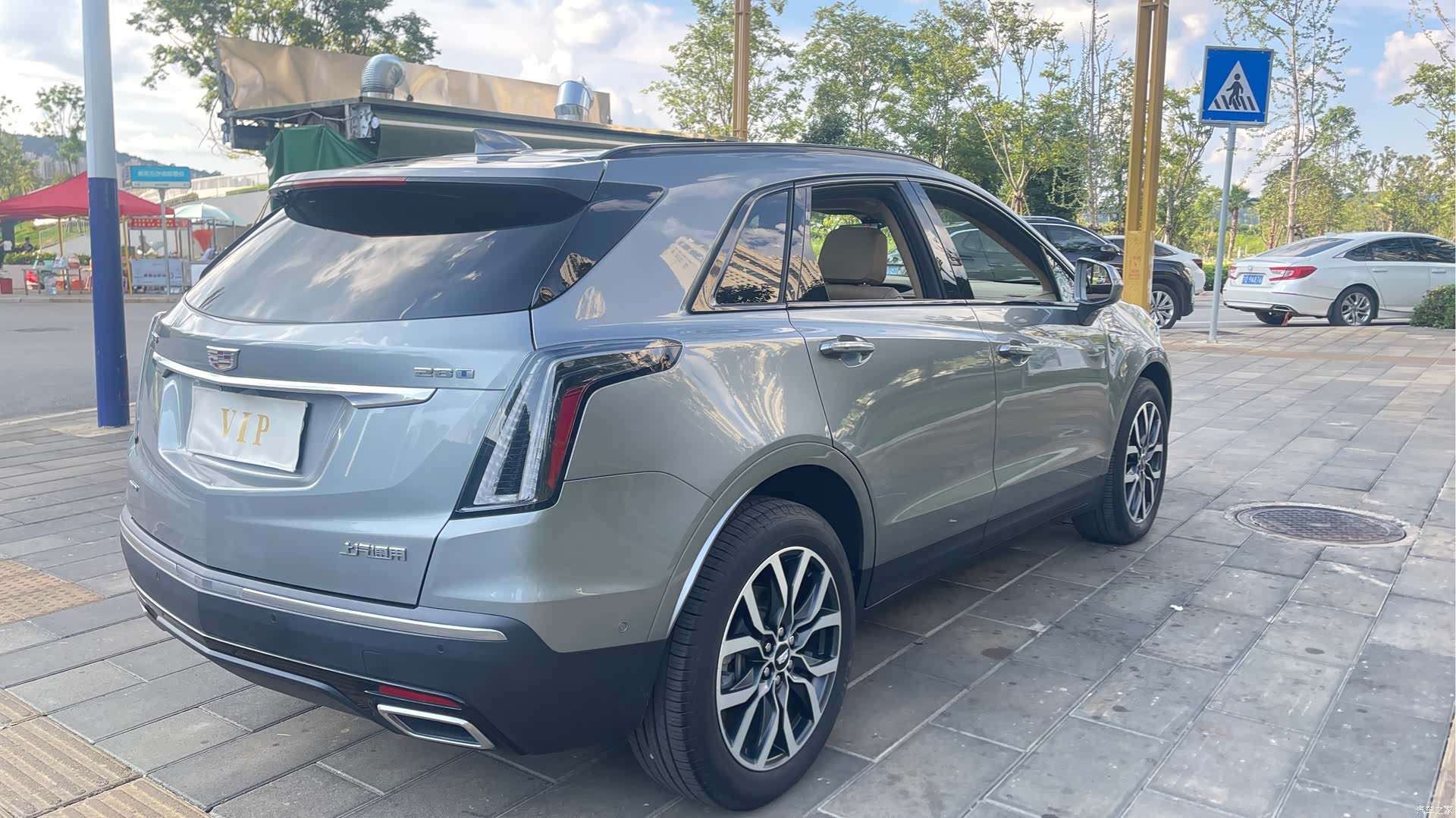 Cadillac XT5, 2025 14