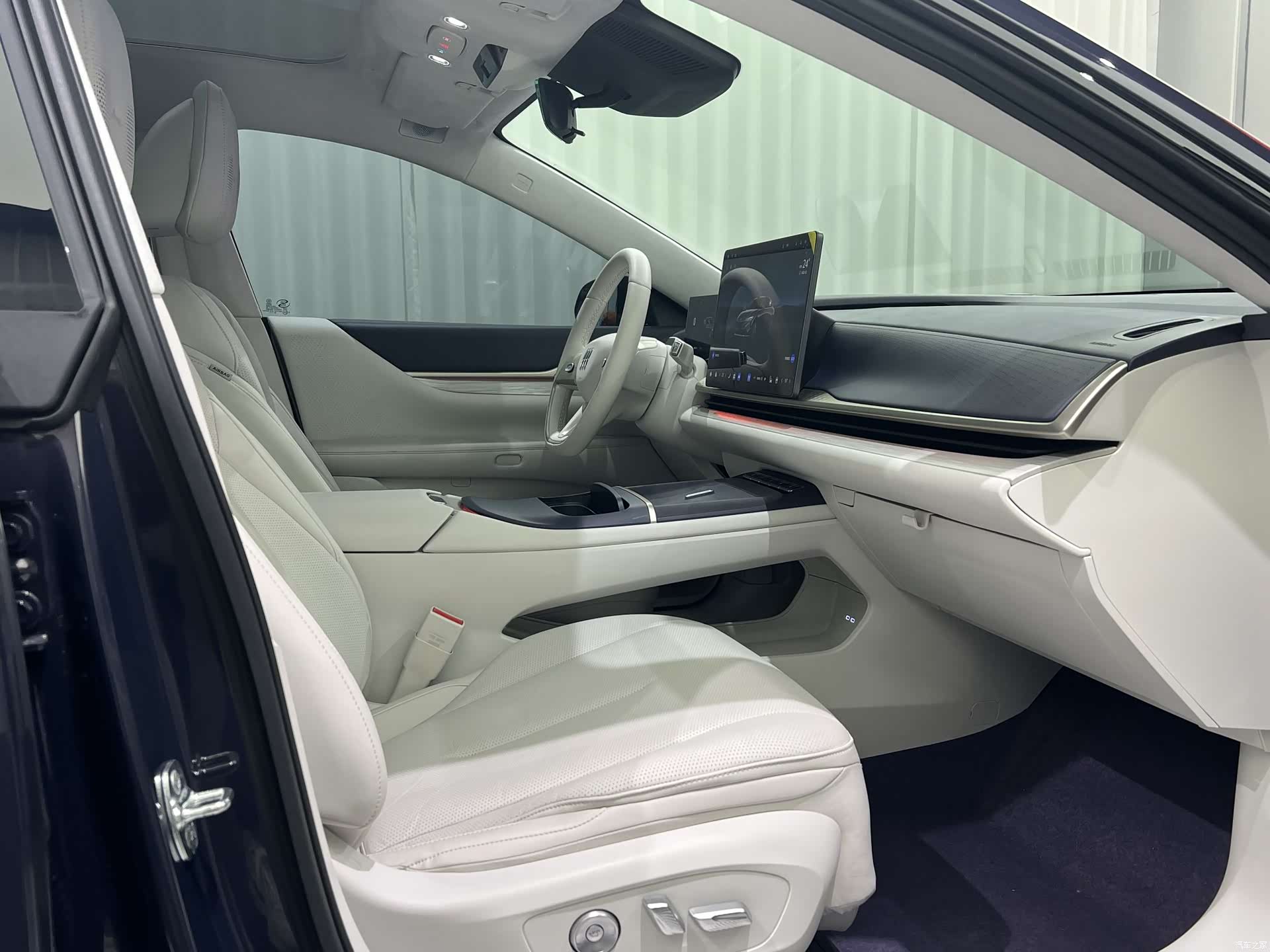 Buick L7, 2025 7