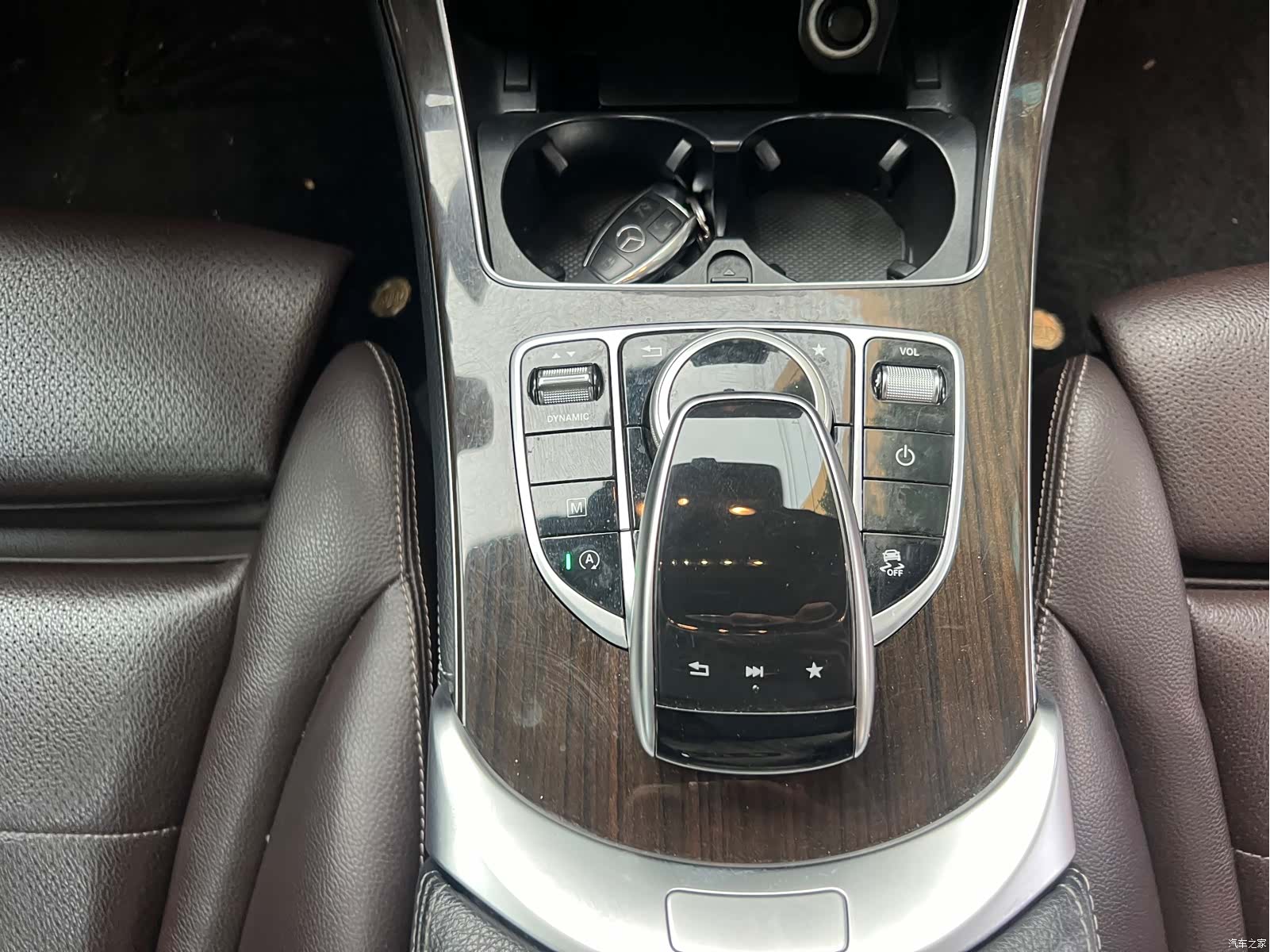 Mercedes-Benz GLC, 2018 28