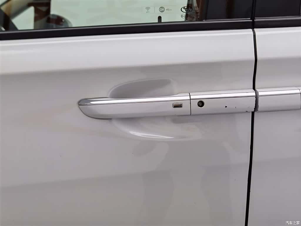 Buick GL8, 2020 18