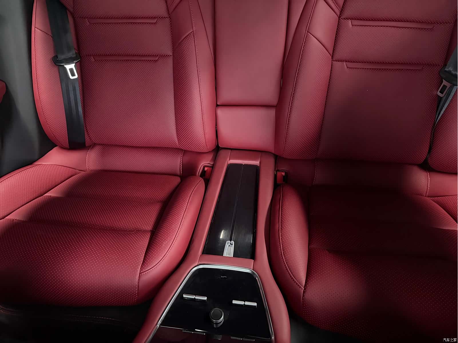 Porsche Panamera, 2013 11