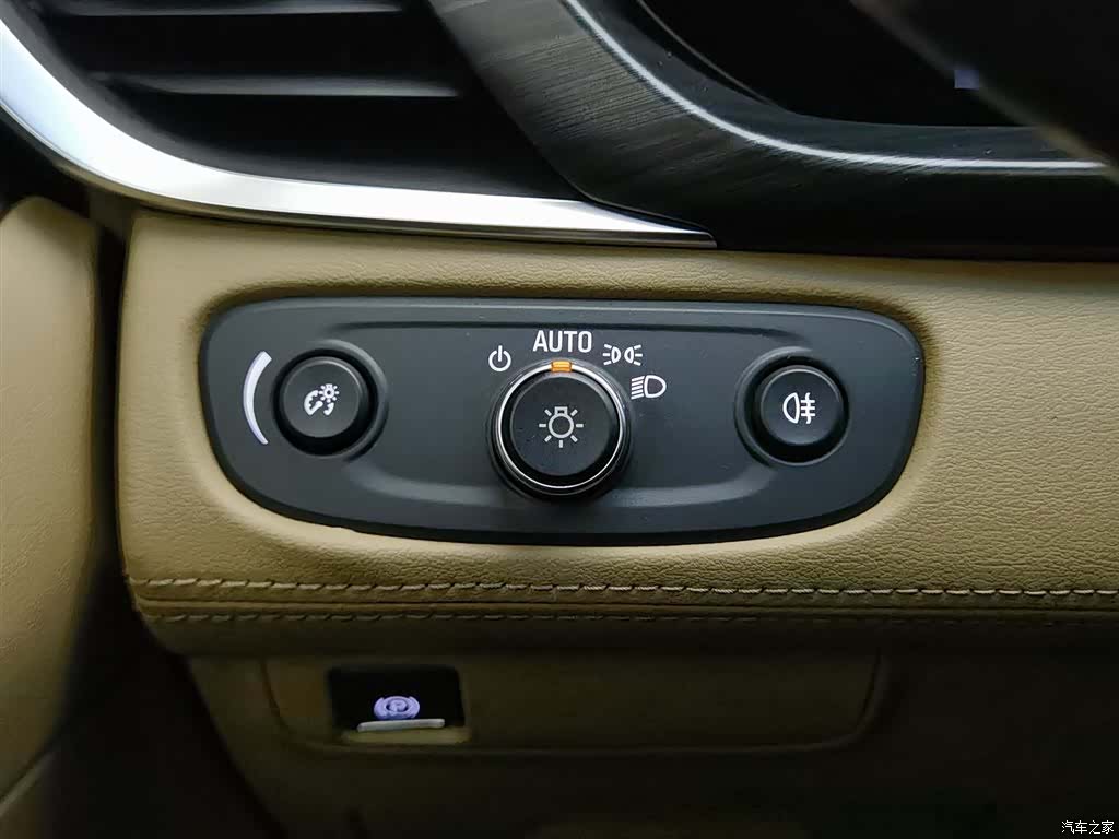Buick GL8, 2020 21