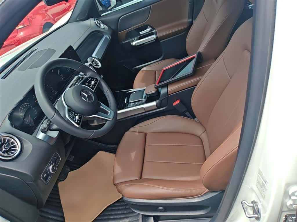 Mercedes-Benz GLB, 2023 15