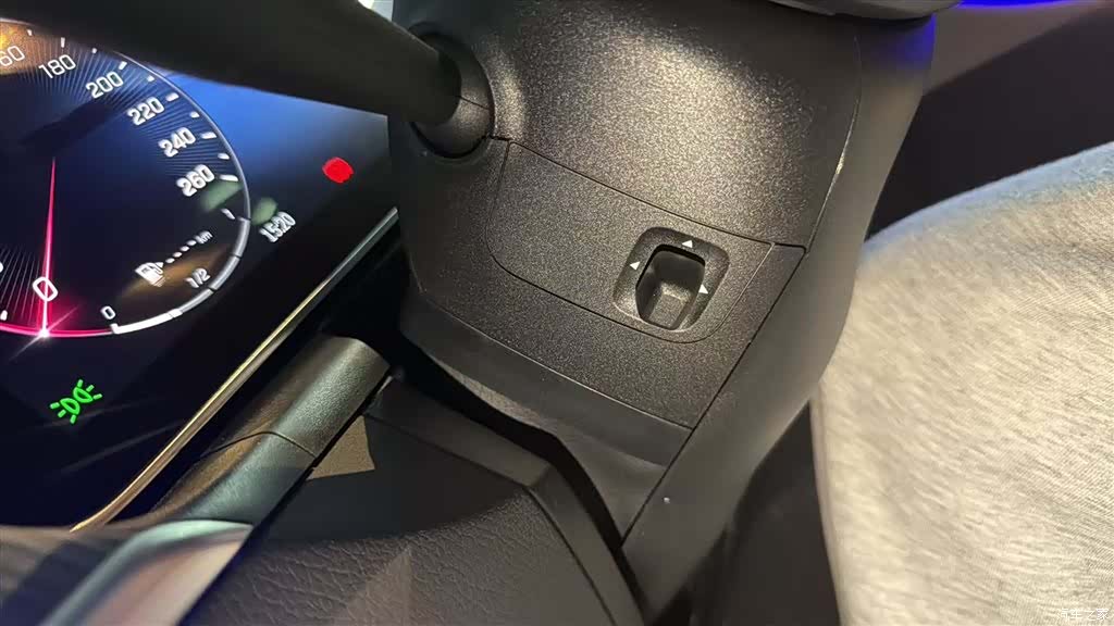 Mercedes-Benz GLC, 2024 6