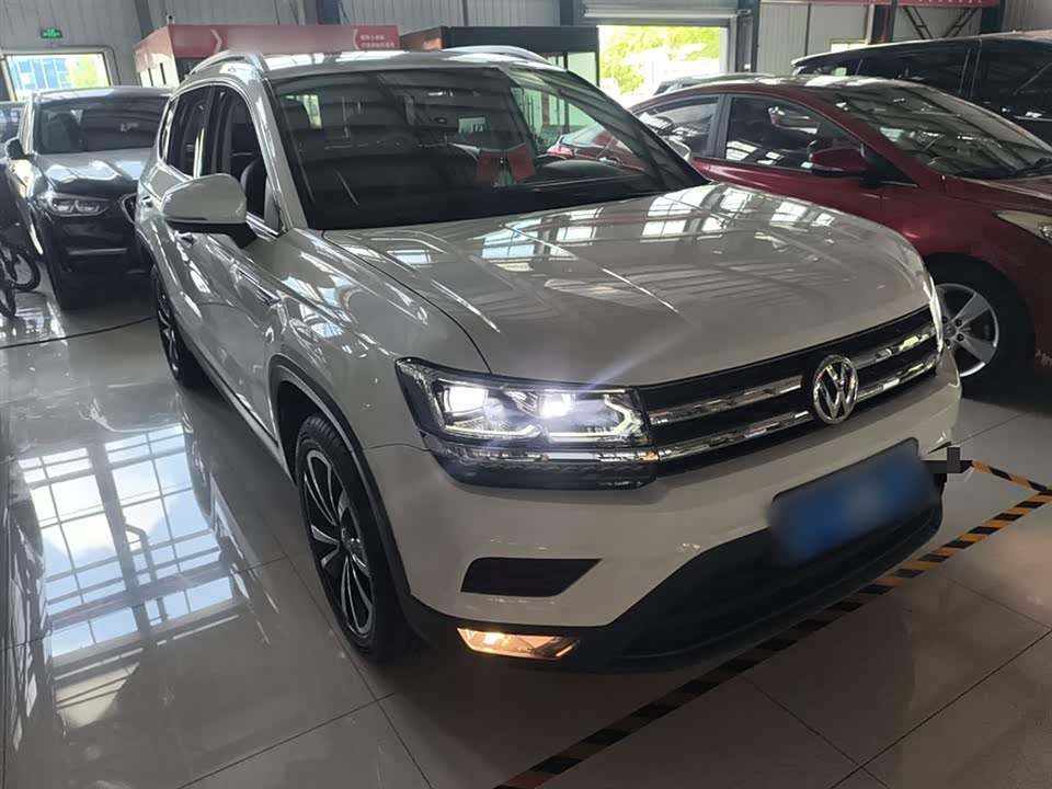 Jiangsu Yancheng Car Jiangsu Yancheng Car