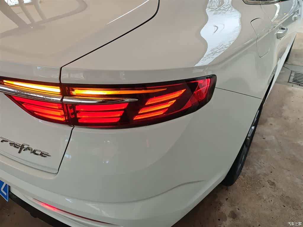 Geely Preface, 2022 8