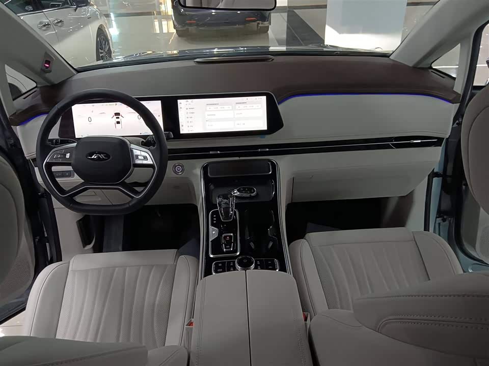 JAC Refine Ruifeng RF8 PHEV