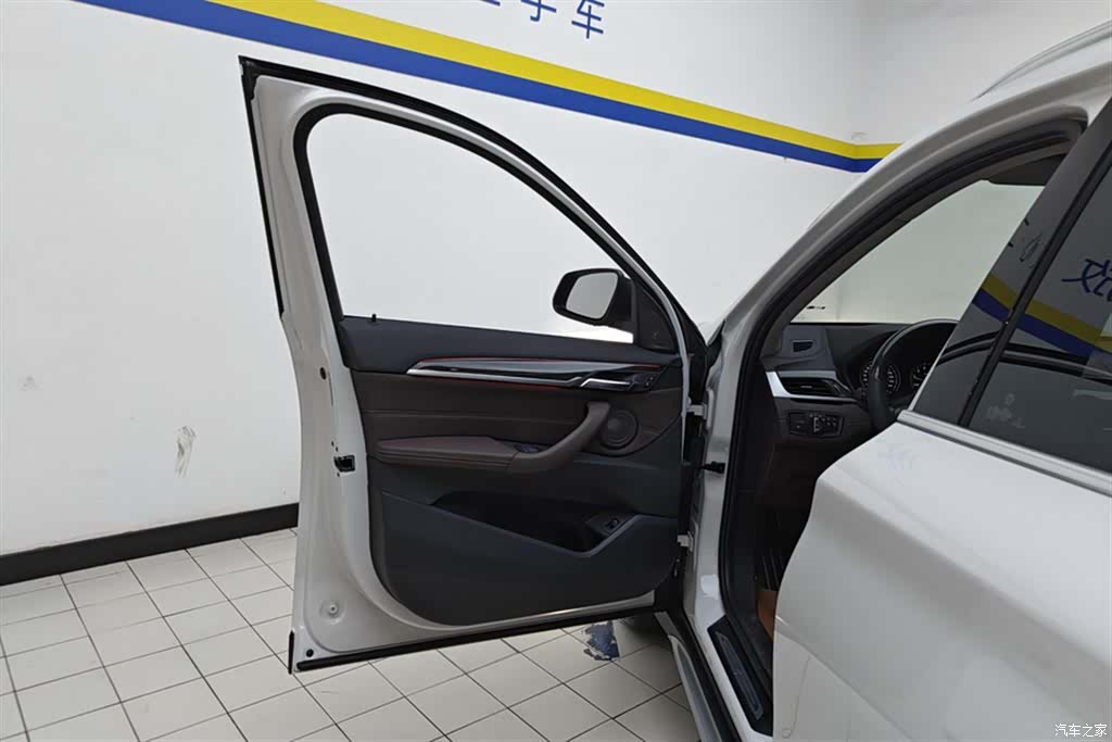 BMW X1, 2023 7