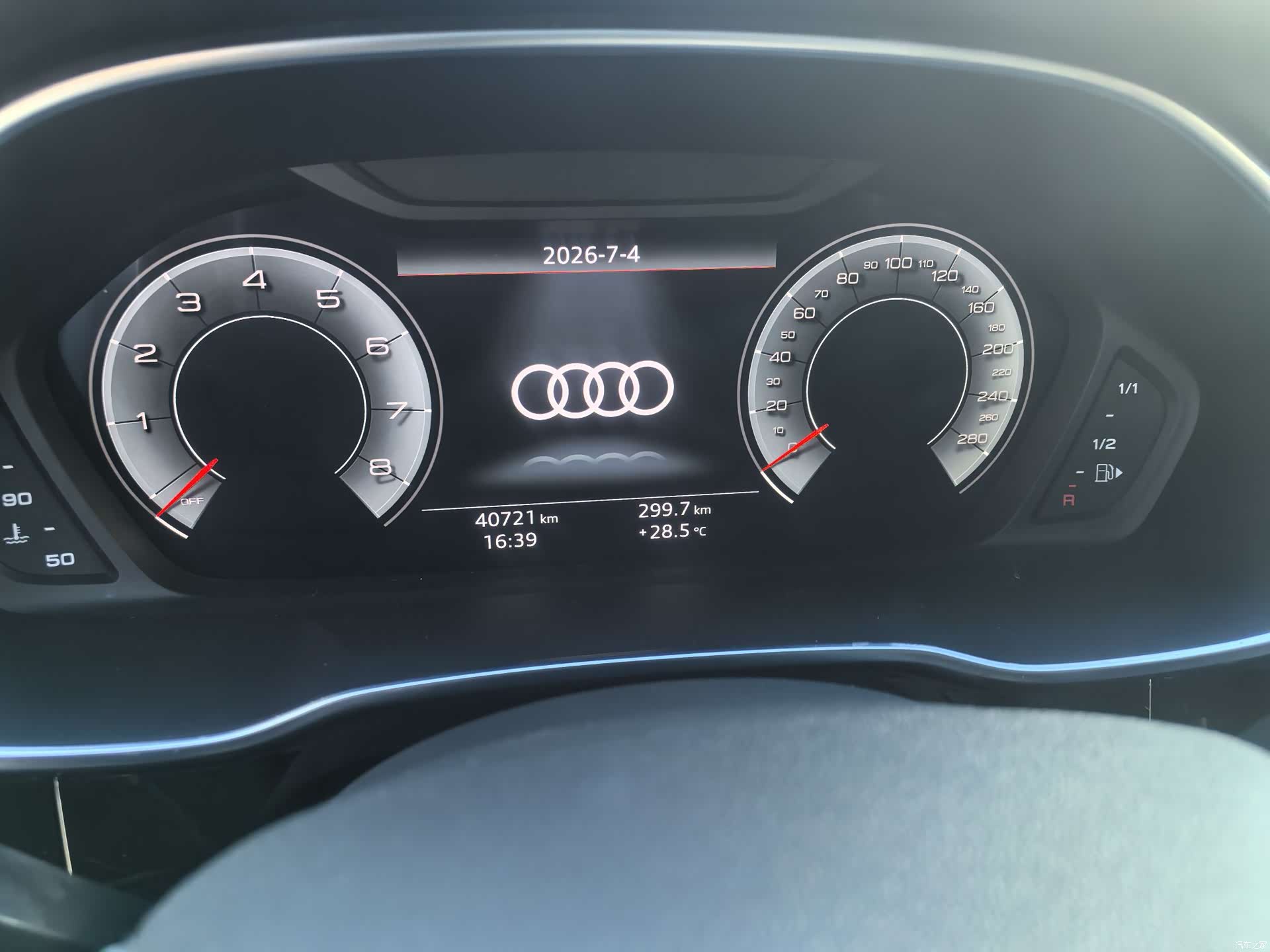 Audi Q3, 2023 6