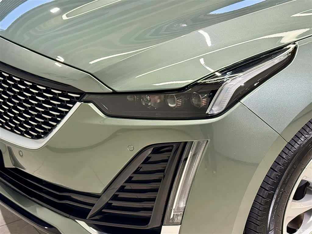 Cadillac CT5, 2023 8