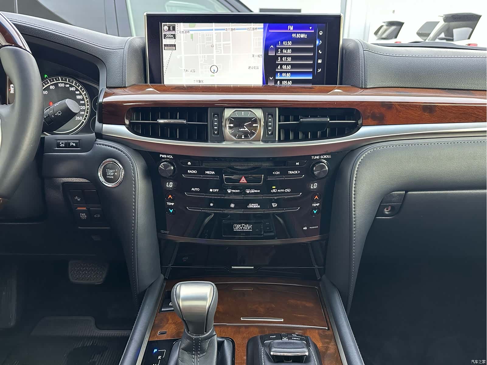 Lexus LX, 2018 16