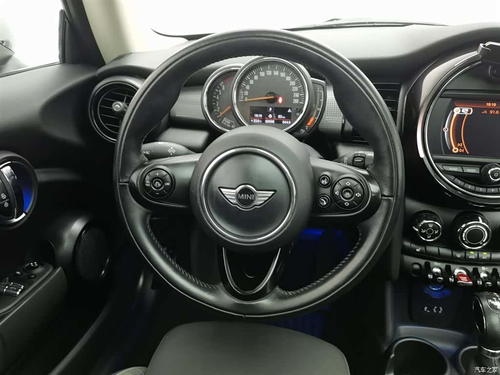 Mini Cooper, 2018 11