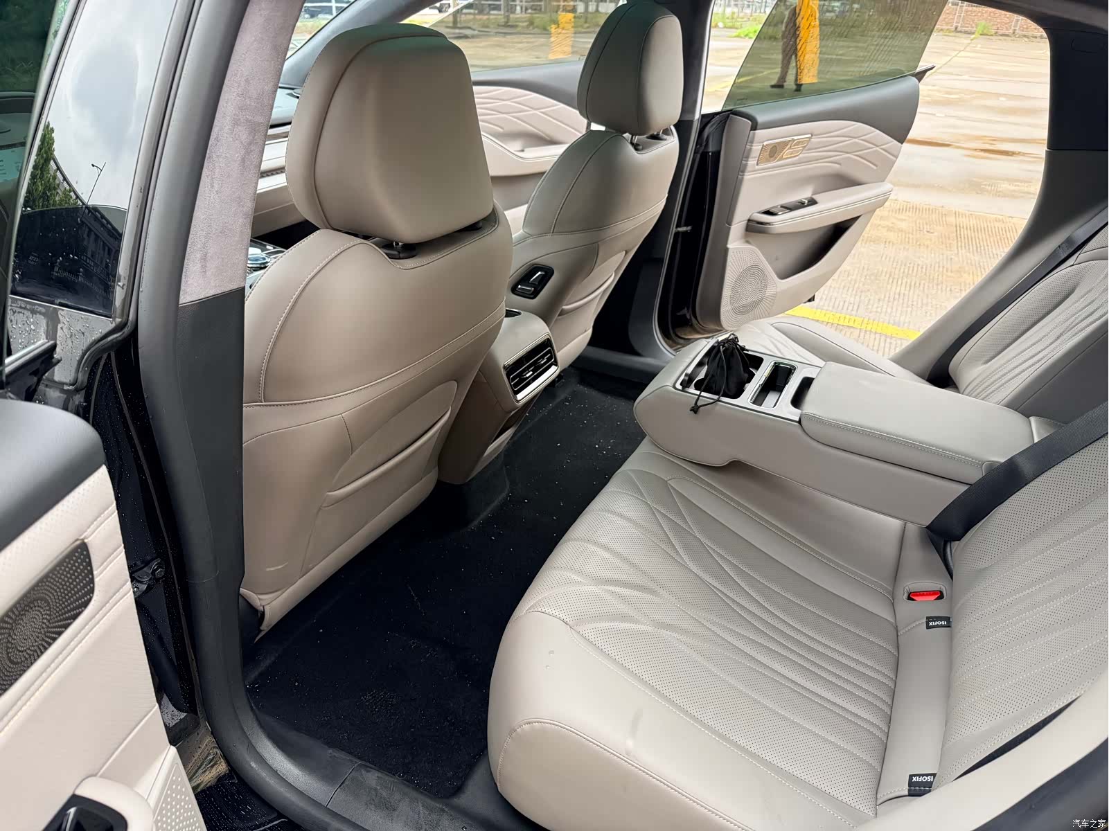 Geely 8, 2025 19