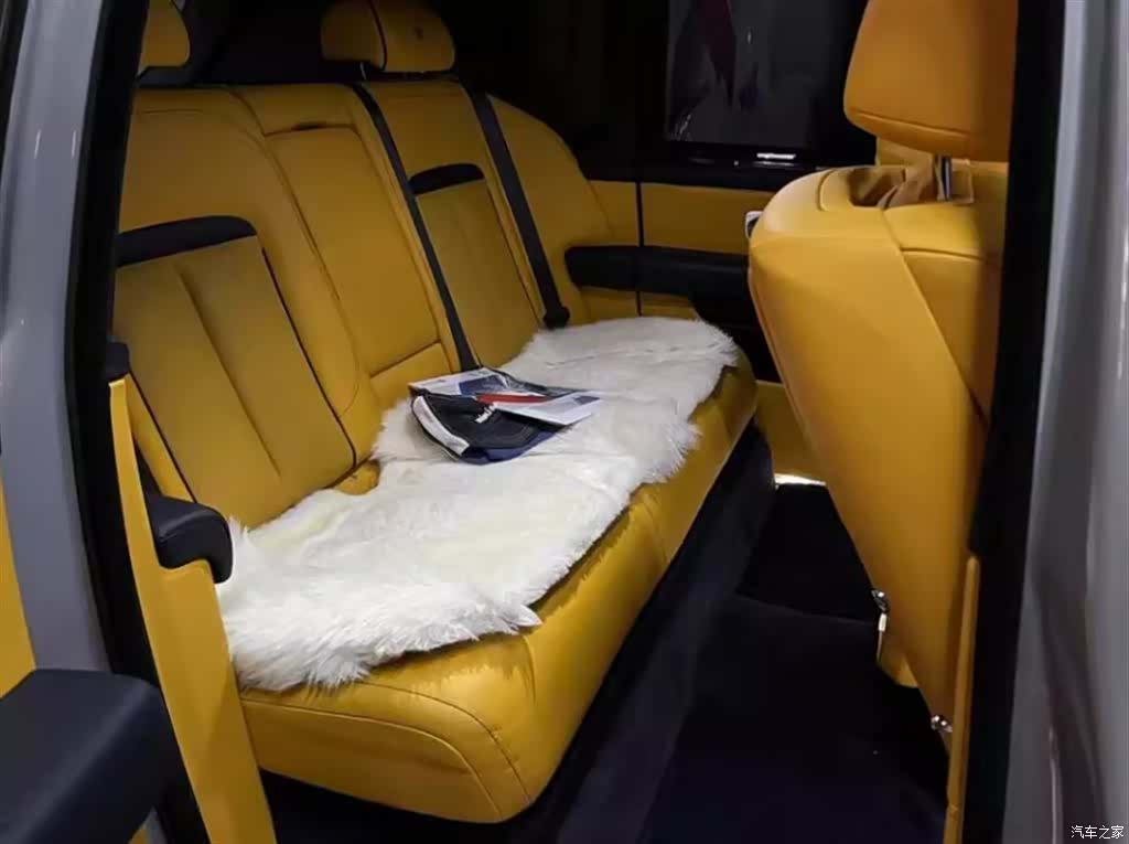 Rolls-Royce Cullinan, 2021 8