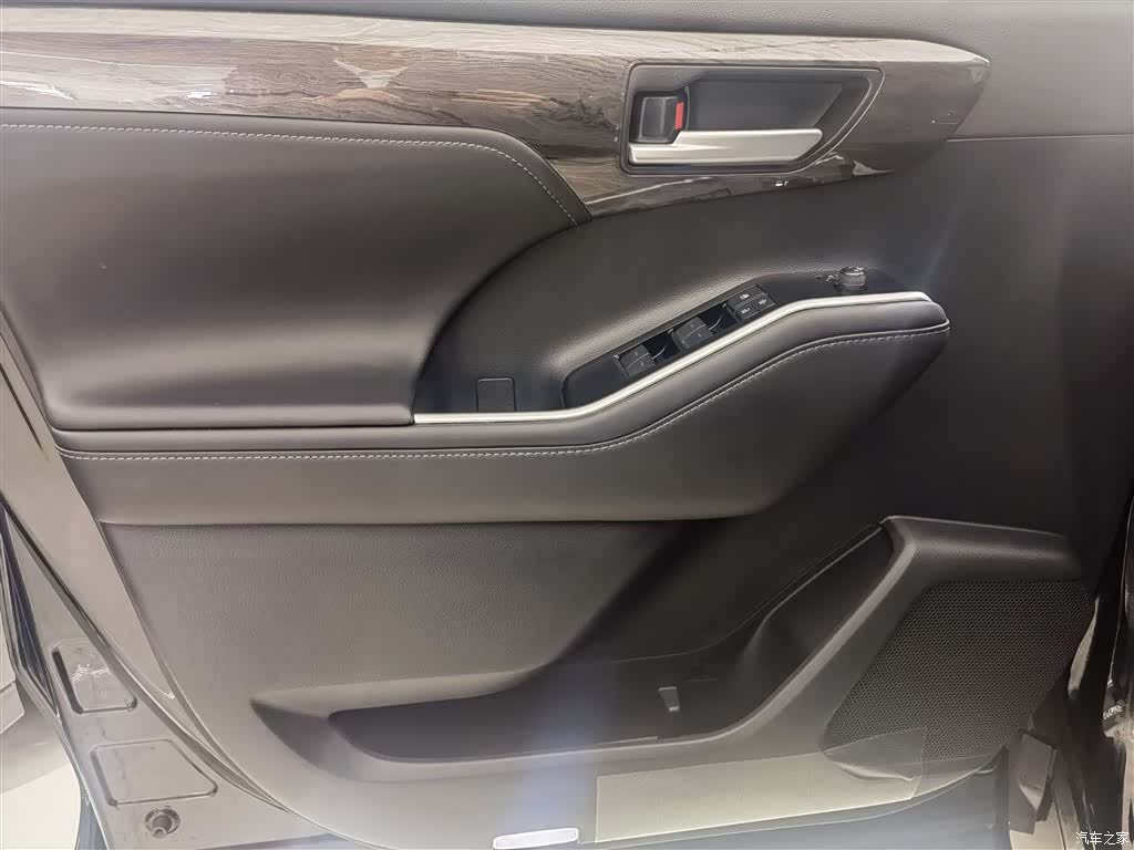 Toyota Highlander, 2025 7