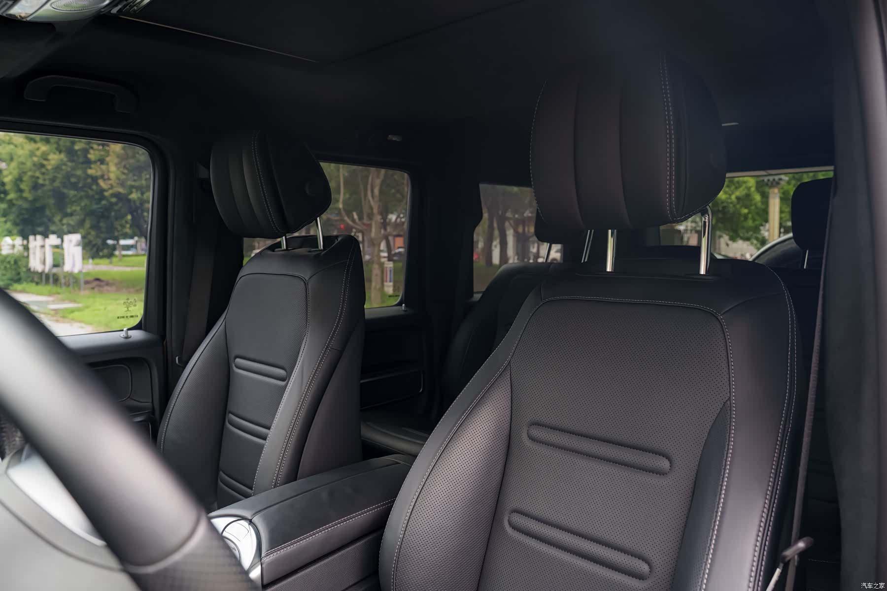 Mercedes-Benz G-Class, 2022 15