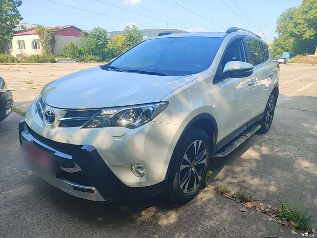 Toyota RAV4, 2015 2