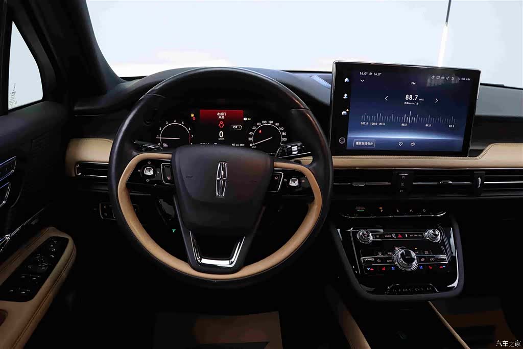 Lincoln Corsair, 2021 25