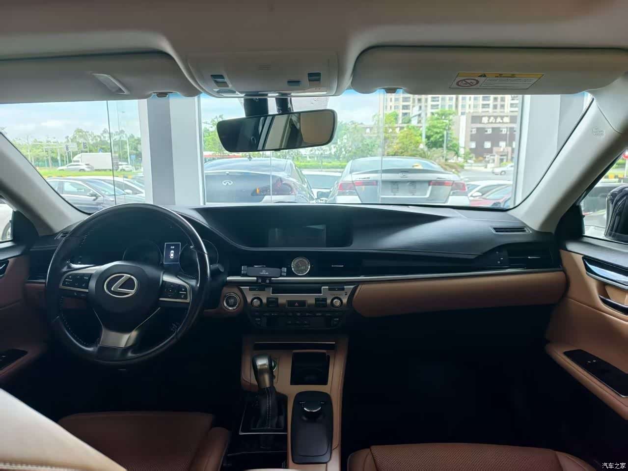 Lexus ES, 2017 6