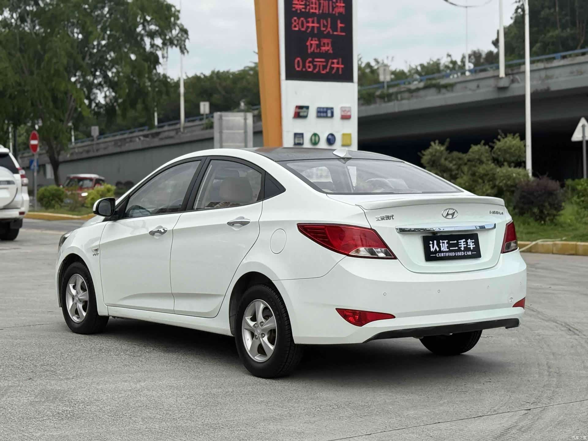 Hyundai GLX, 2014 7