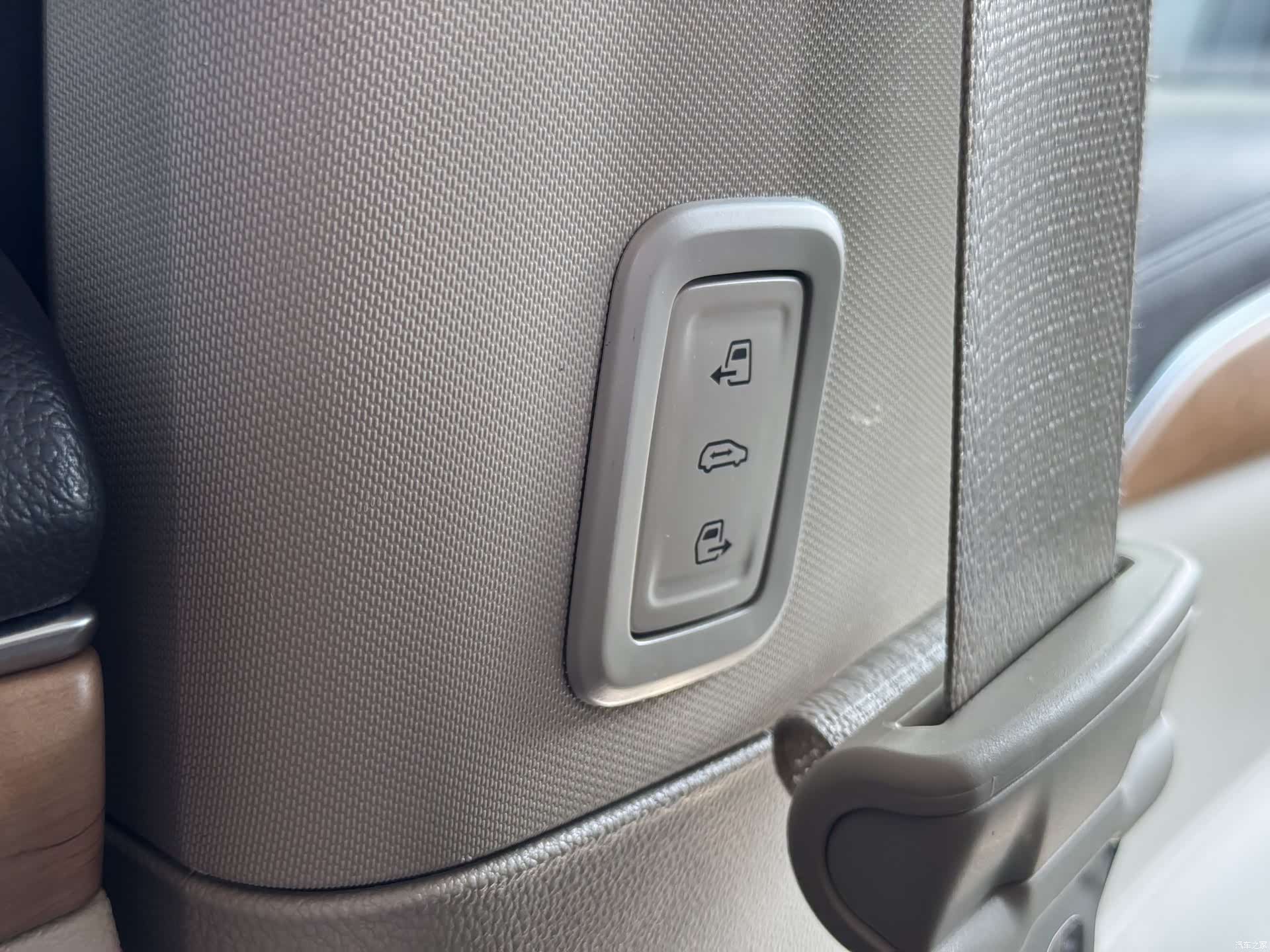 Buick GL8, 2020 33