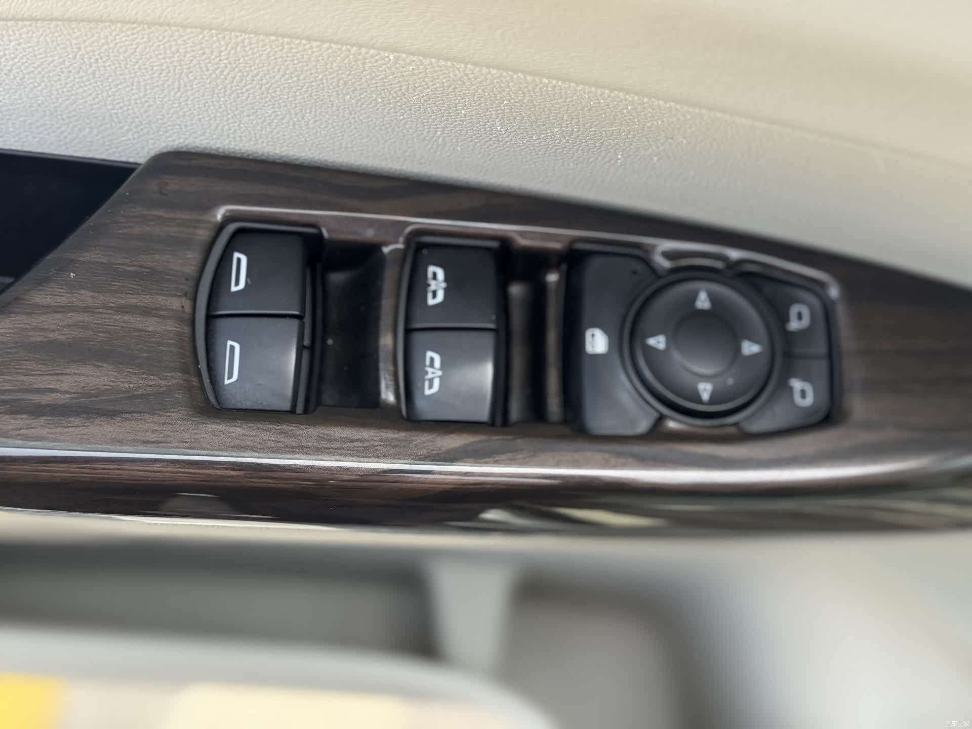 Buick GL8, 2020 26
