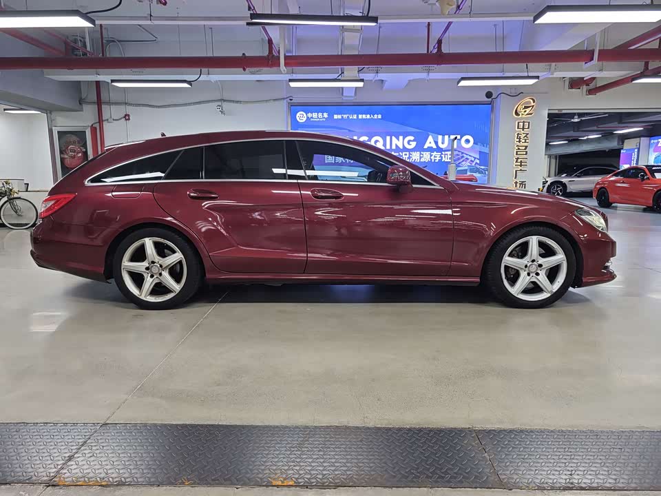 Mercedes-Benz CLS
