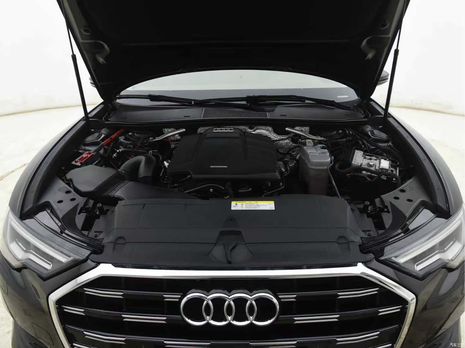 Audi A6L, 2019 13