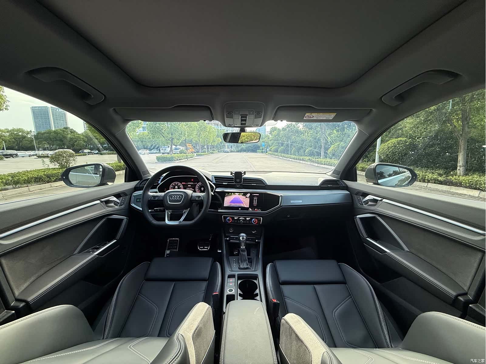 Audi Q3, 2024 7