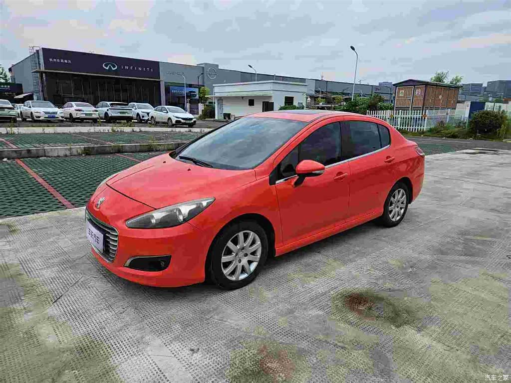 Peugeot 308, 2012 1