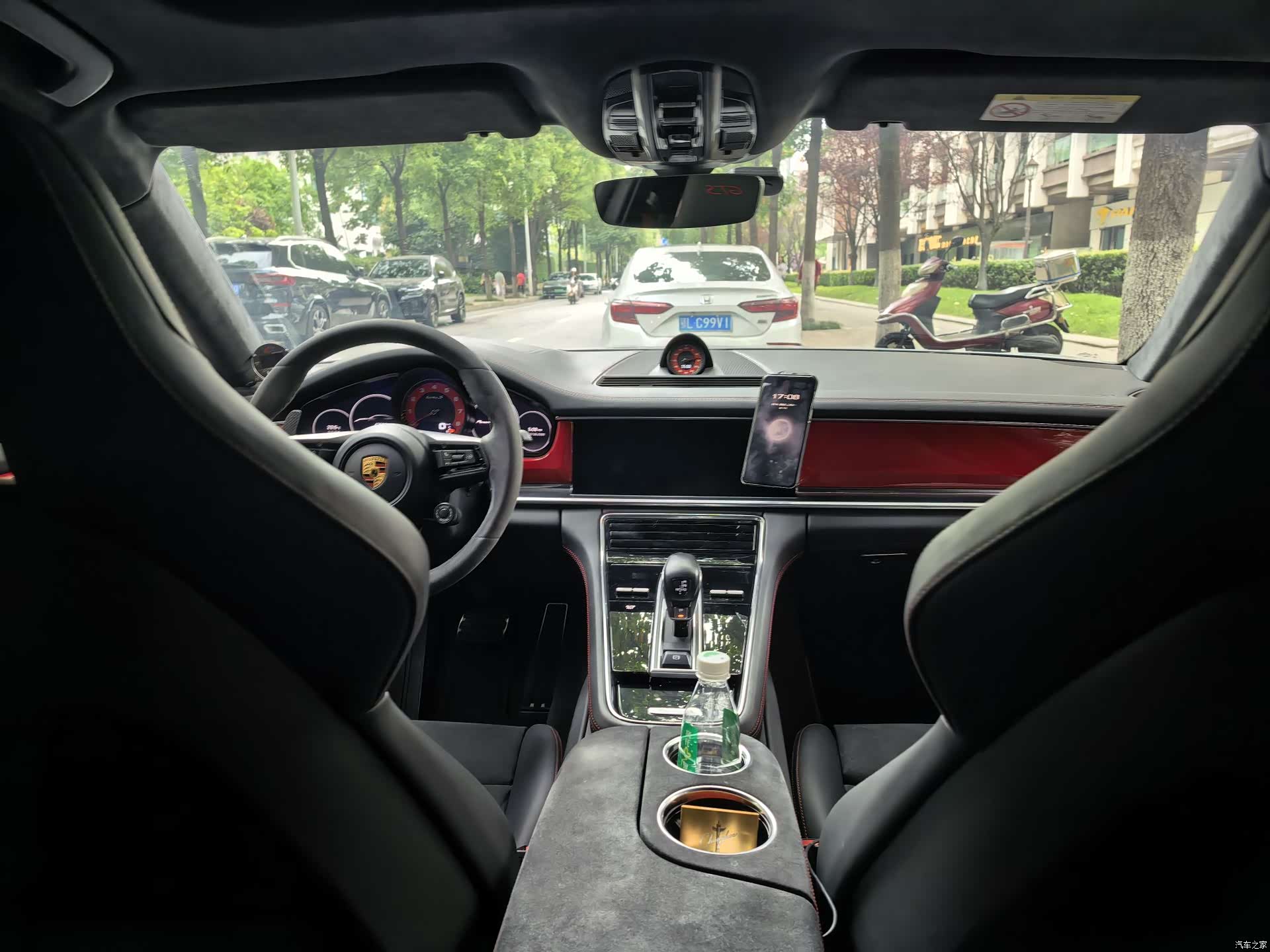 Porsche Panamera, 2021 9