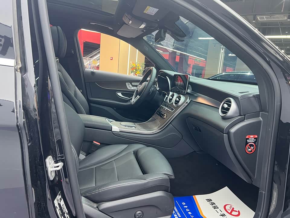 Mercedes-Benz GLC Mercedes-Benz GLC