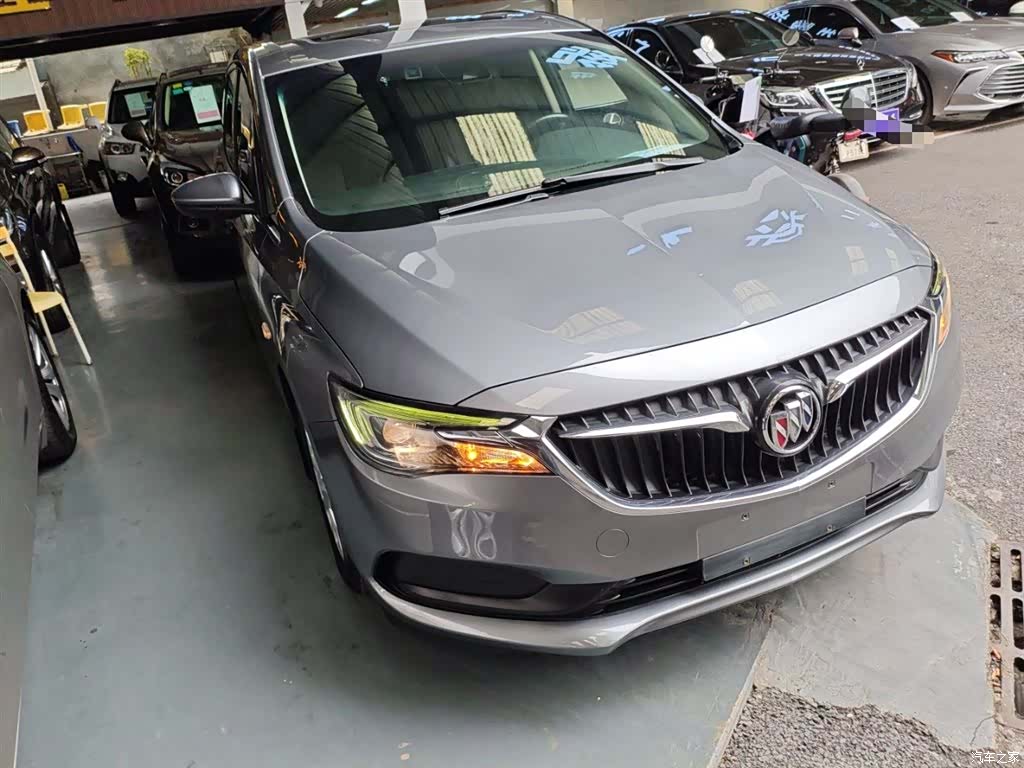 Buick GL6, 2018 4