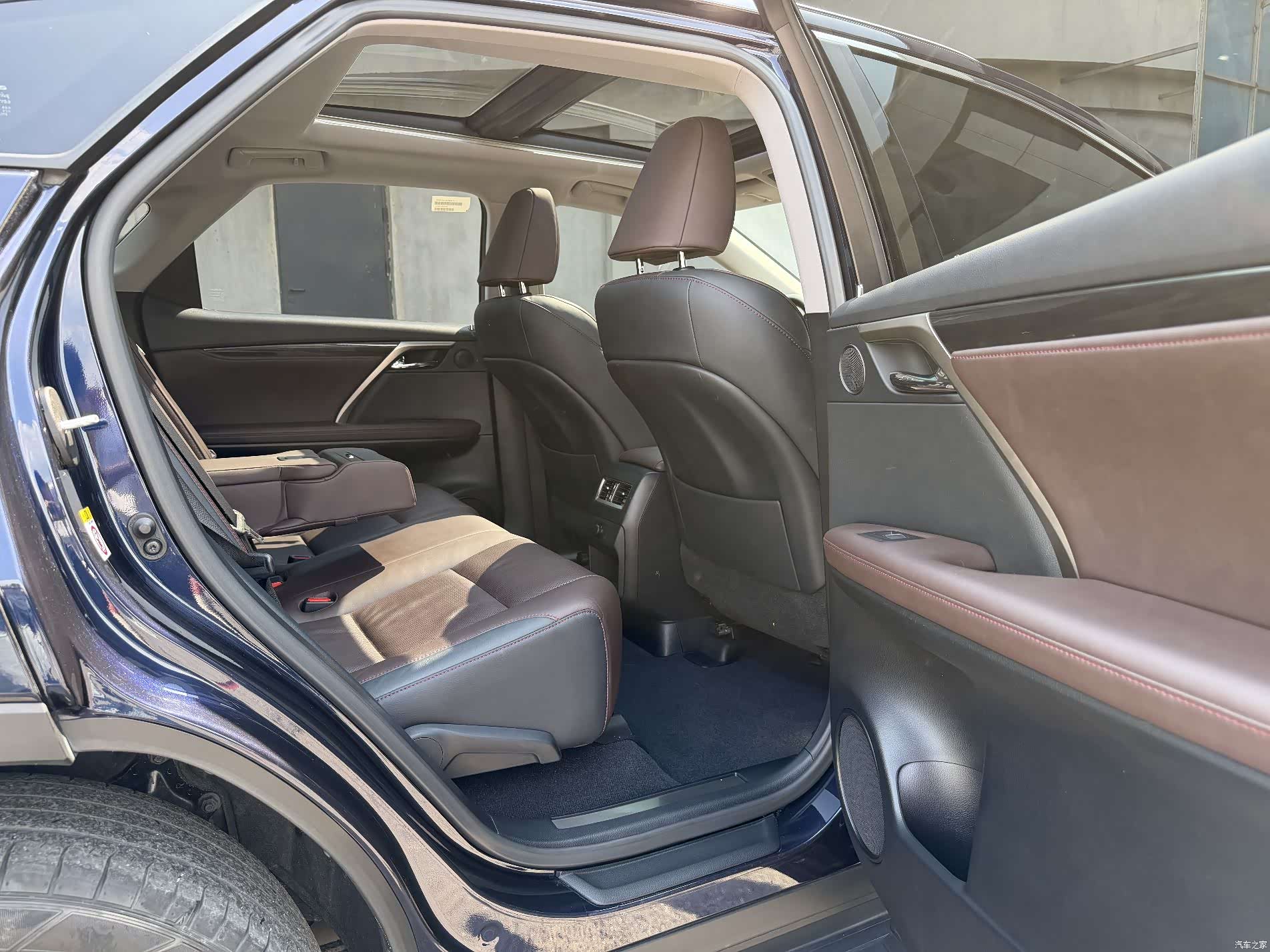 Lexus RX, 2019 9
