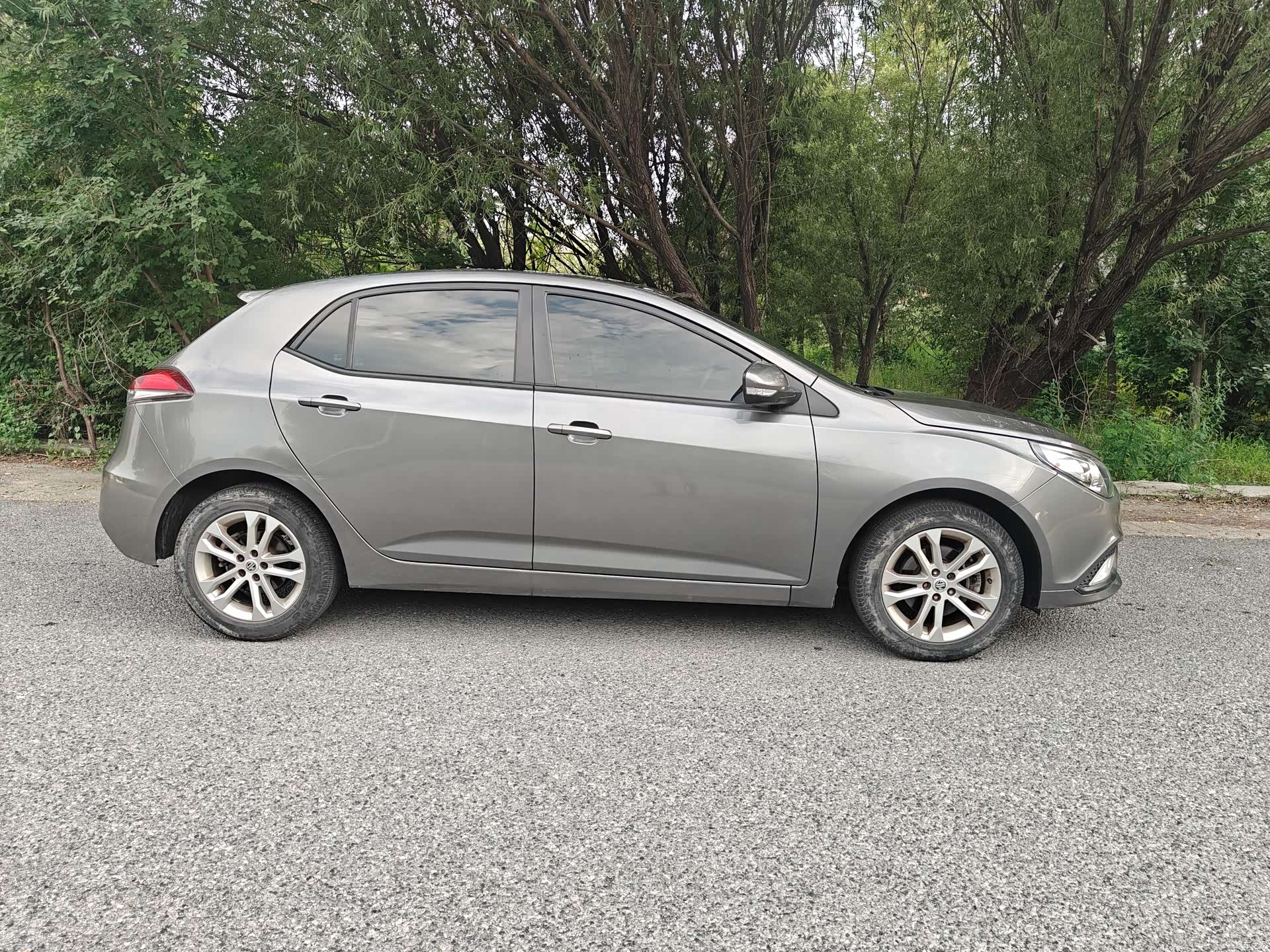 MG MG5, 2013 10