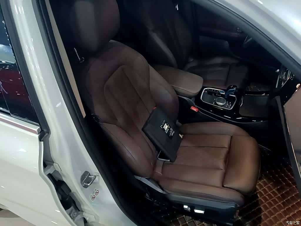 BMW iX3, 2023 25