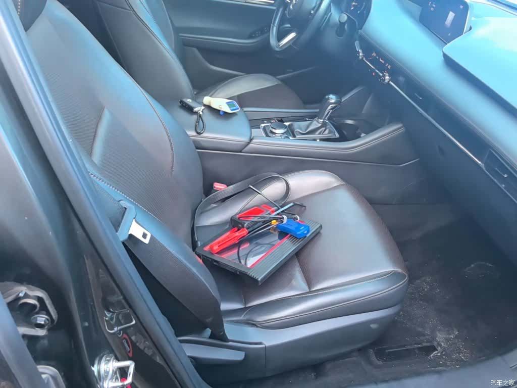 Mazda Mazda3, 2021 25
