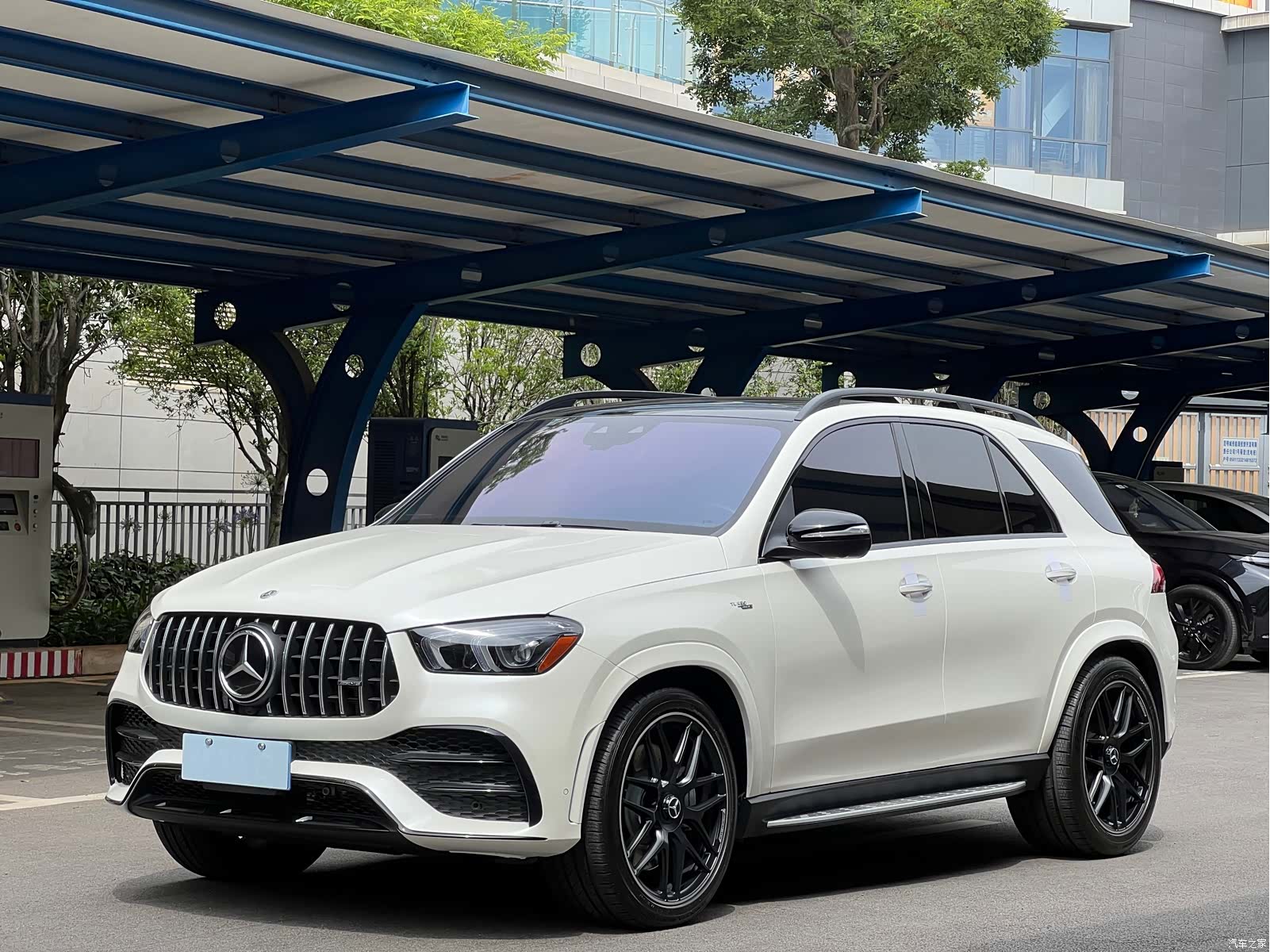 Mercedes-Benz GLE, 2023 16