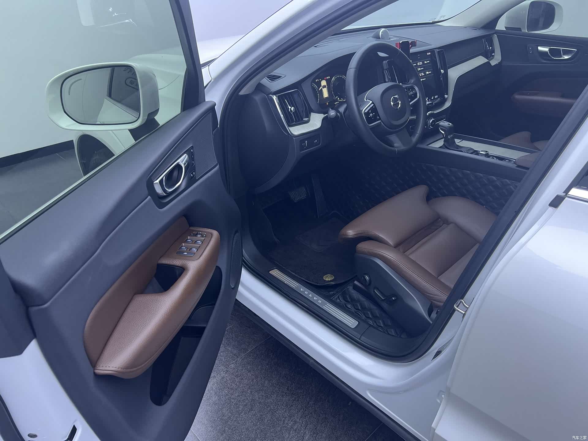 Volvo XC60, 2018 4