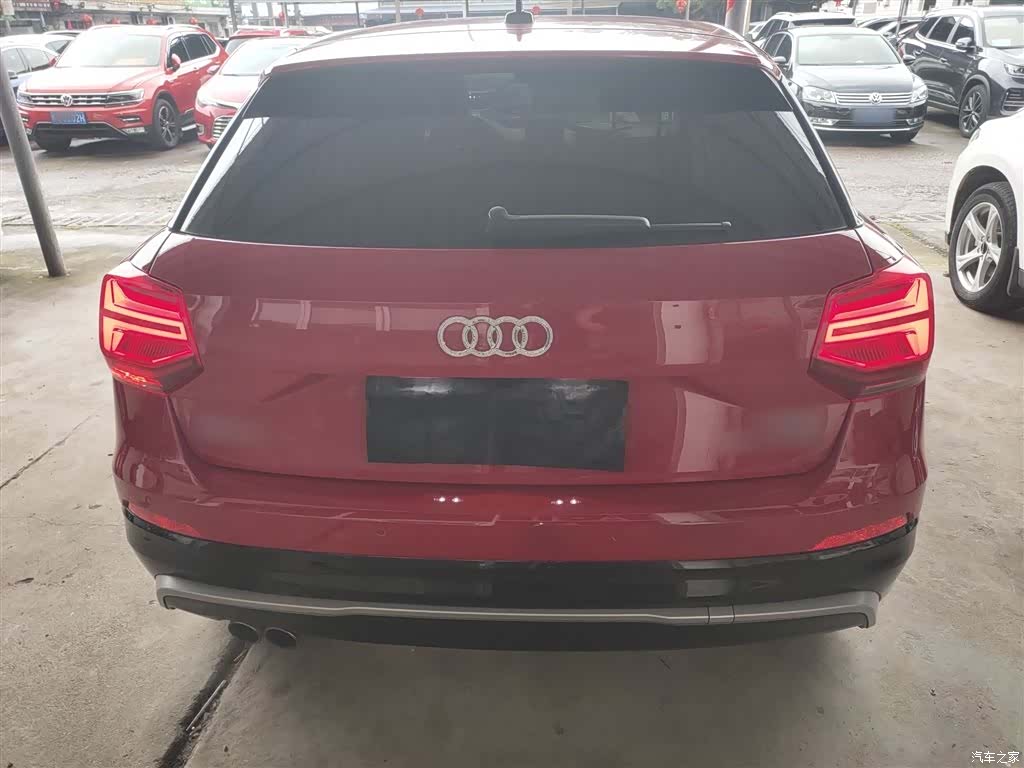 Audi Q2L, 2019 4