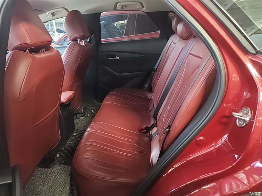 Mazda CX-30, 2021 17