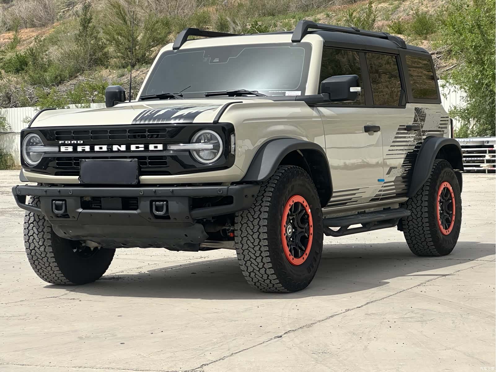 Ford Bronco, 2025 1