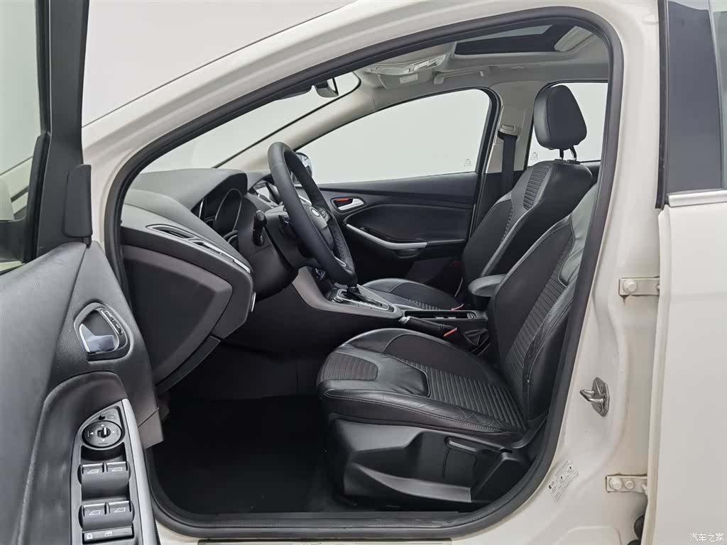 Ford Focus, 2015 10