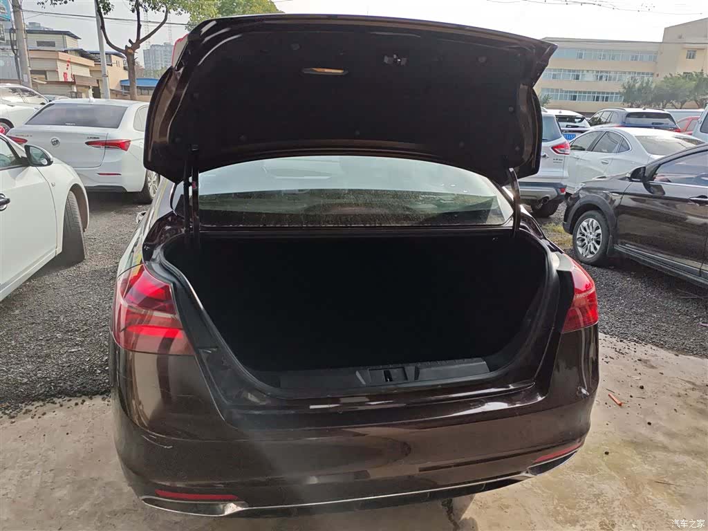 Geely Emgrand, 2019 19