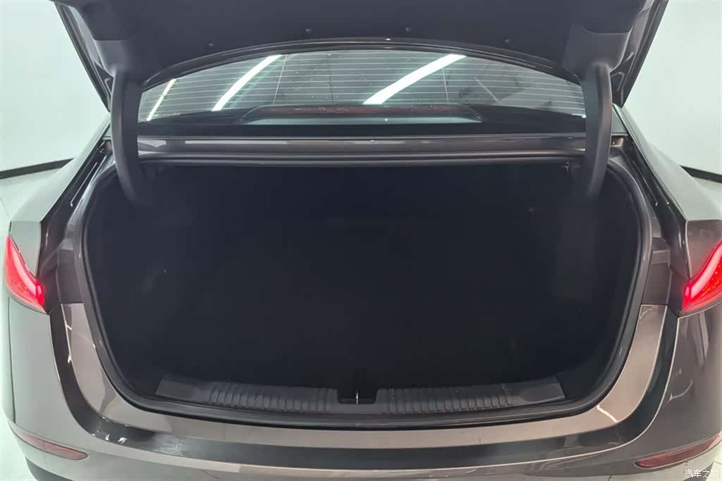 Roewe D7, 2024 4